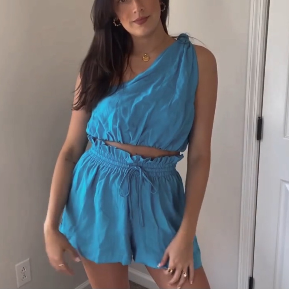 Blue Two-Piece One-Shoulder Set - Picture 2 of 3
